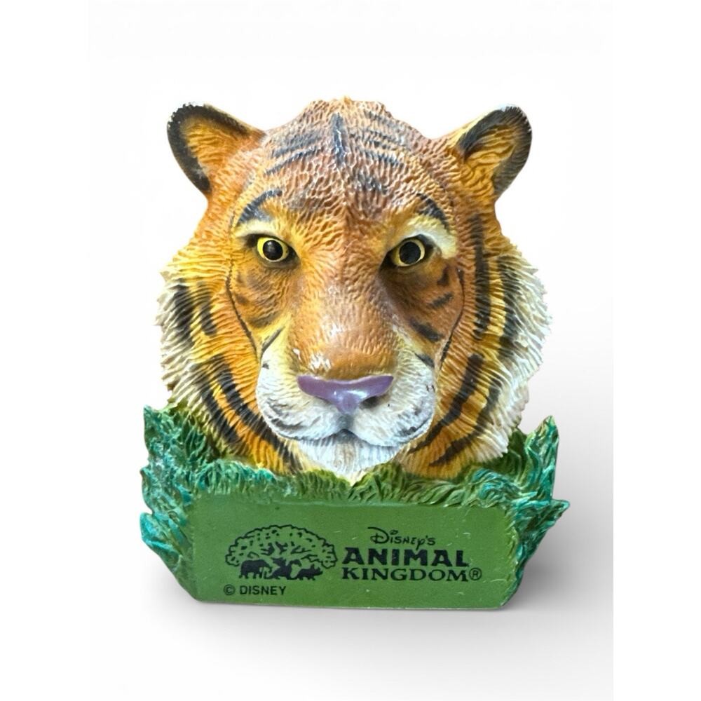 Disney's Animal Kingdom Souvenir Rubber Tiger Magnet Walt Disney World Exclusive